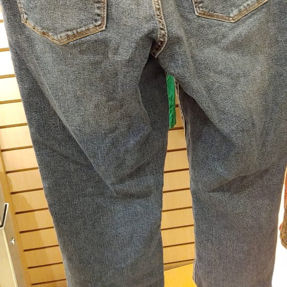 Denizen Levi's® Women's Mid-Rise Boyfriend Jeans - Picture 7 of 10